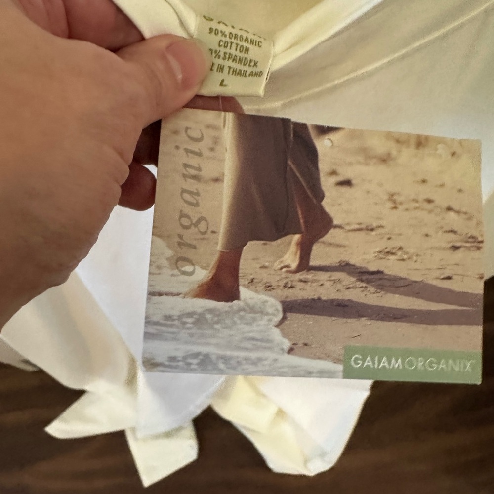 GAIAM Organic Cream flair yoga pants.